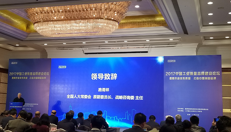 1061882745.jpg 1061882745.jpg