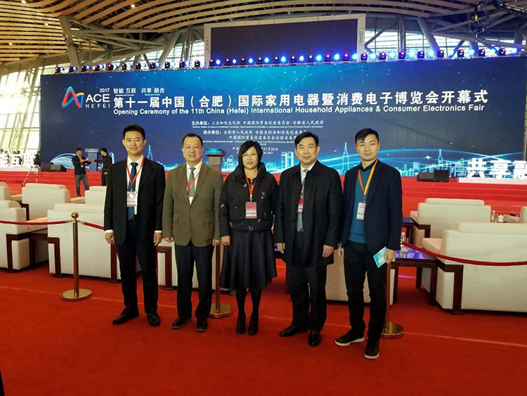 1074857119.jpg 1074857119.jpg