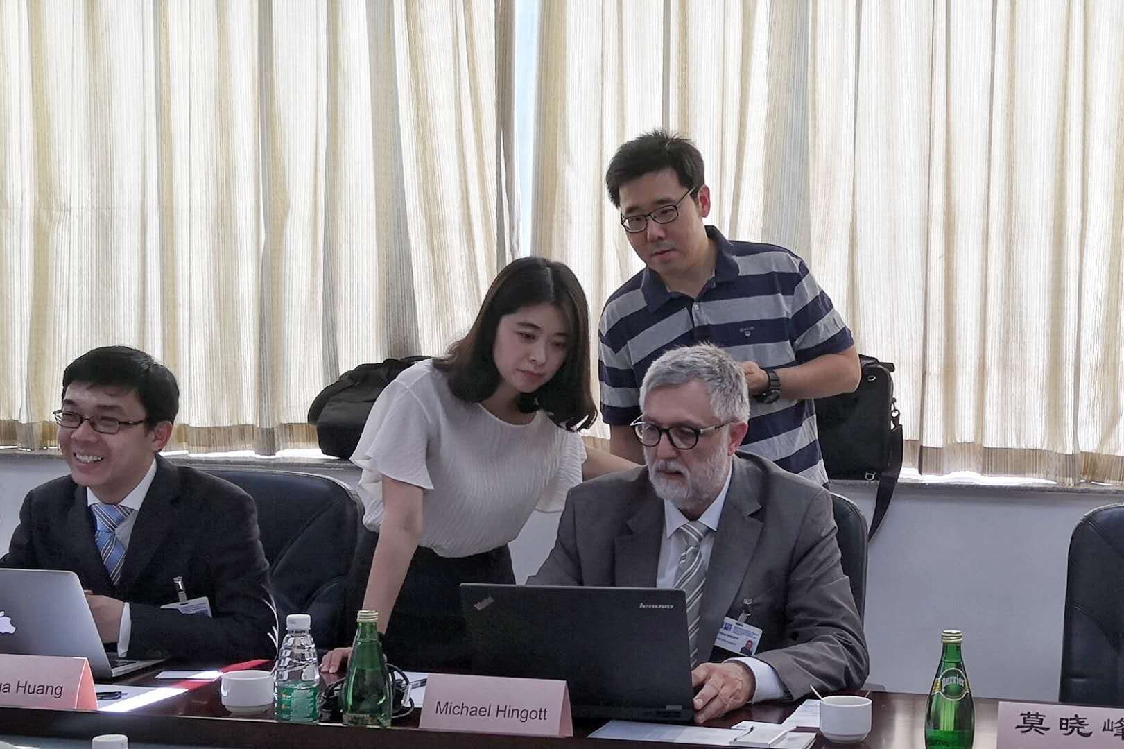 1079216658.jpg 1079216658.jpg